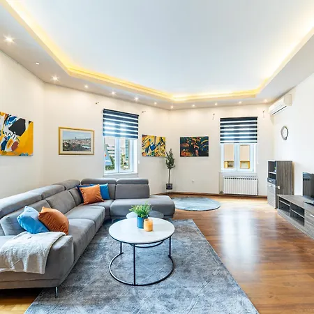 Apartamento Avant-garde 2 Bdr Next To Scc Shopping Mall